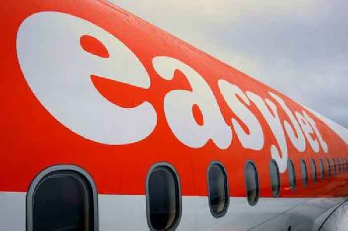 Easyjet passengers told to bring own food on flights