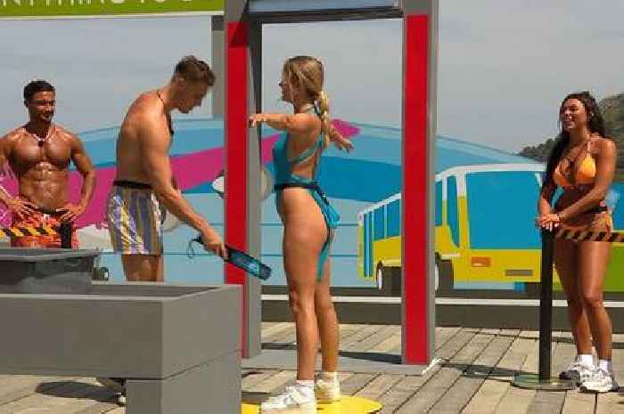 Love Island fans brand contestant 'red flag' and urge girls to stay clear