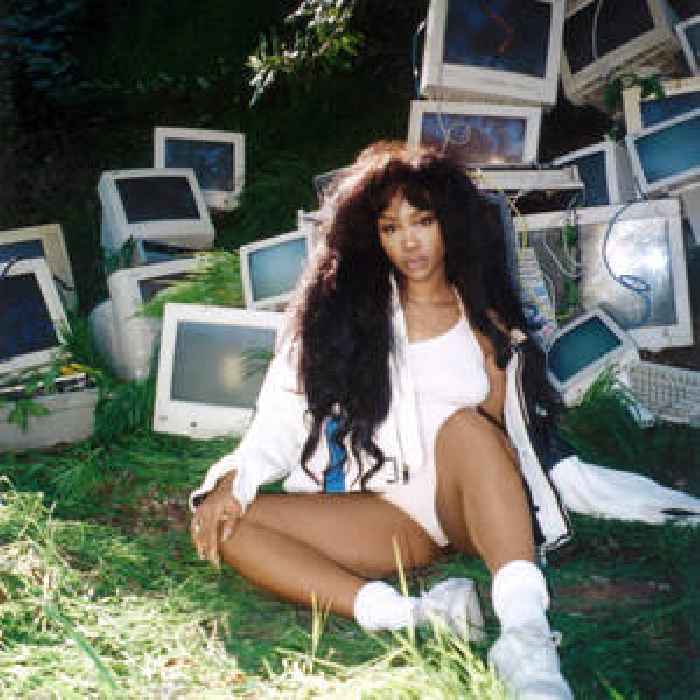 SZA Releases CTRL 5th Anniversary Edition With 7 New Tracks