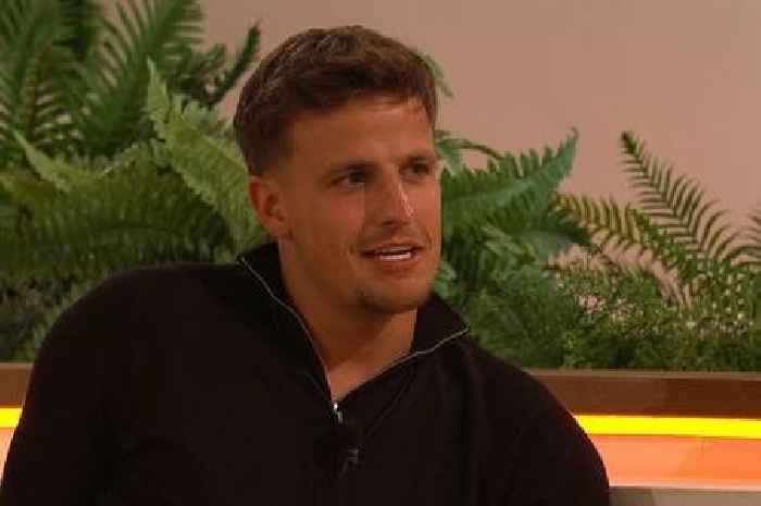Love Island fans angry over contestant's bare-faced life to co-star