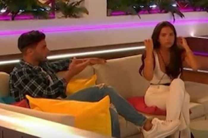 Love Island fans furiously turn on 'possessive' contestant