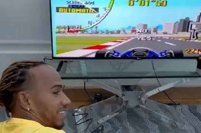 Lewis Hamilton buys Sega Mega Drive and plays Senna game ahead of Canadian Grand Prix