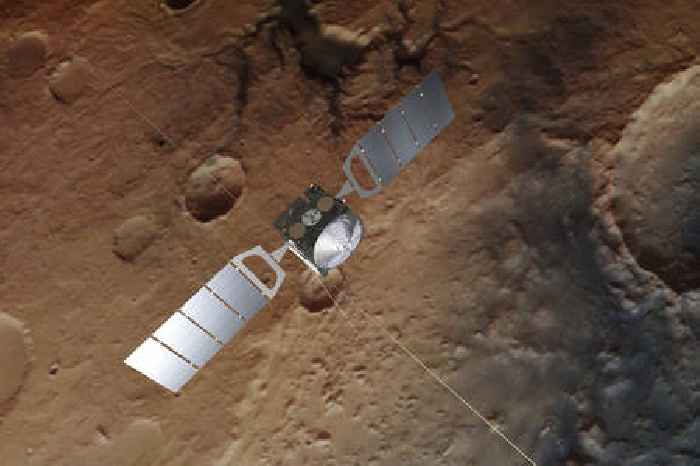 Software upgrade for 19-year-old martian water-spotter
