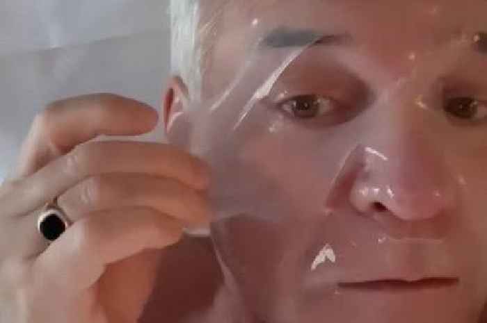 Phillip Schofield pleads for 'help' from his bed as beauty treatment goes wrong
