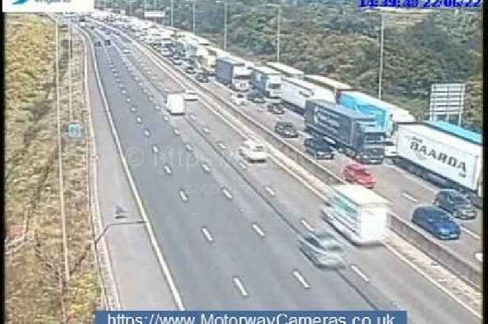 Live M25 traffic updates as Dartford Crossing spillage and repairs cause almost 2 hour-long delays