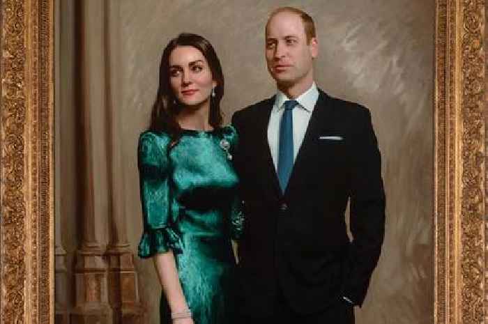 Prince William and Kate Middleton unveil first official joint portrait together