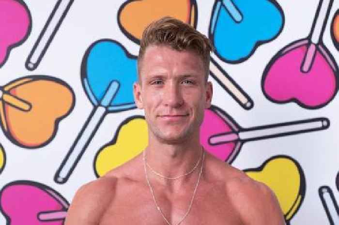 Love Island fans gobsmacked by new boy Charlie's age