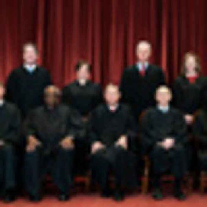 US Supreme Court overturns Roe v Wade abortion law