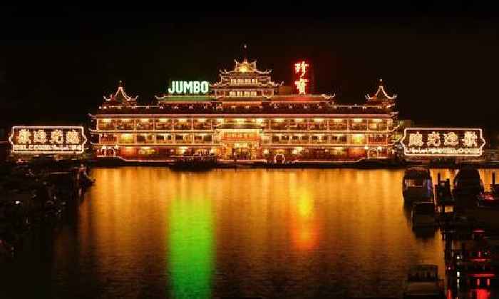 Owners Say the Jumbo Kingdom Floating Restaurant Did Not Sink, the Plot Thickens