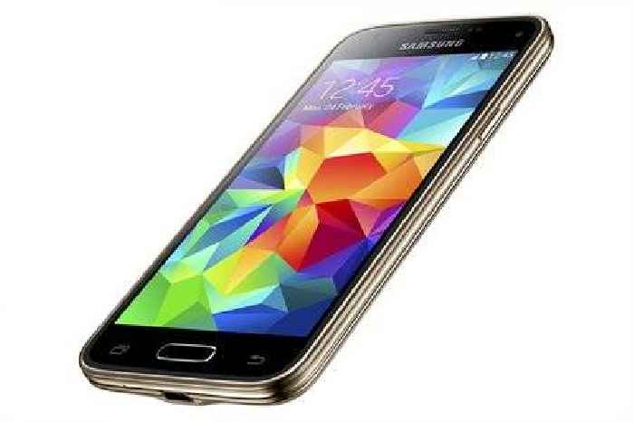 Samsung Galaxy S5 Mini – 4.5-inch display, 1.4GHz quad-core processor