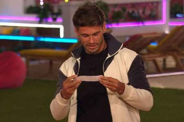 Love Island star Jacques O'Neill's mum issues worried statement after son is branded 'bully'