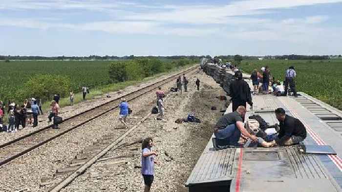 3 Killed, Dozens Injured In Truck-Train Crash In Missouri