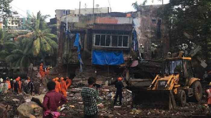 Mumbai: 12 rescued, 10 feared trapped after building collapses in Kurla