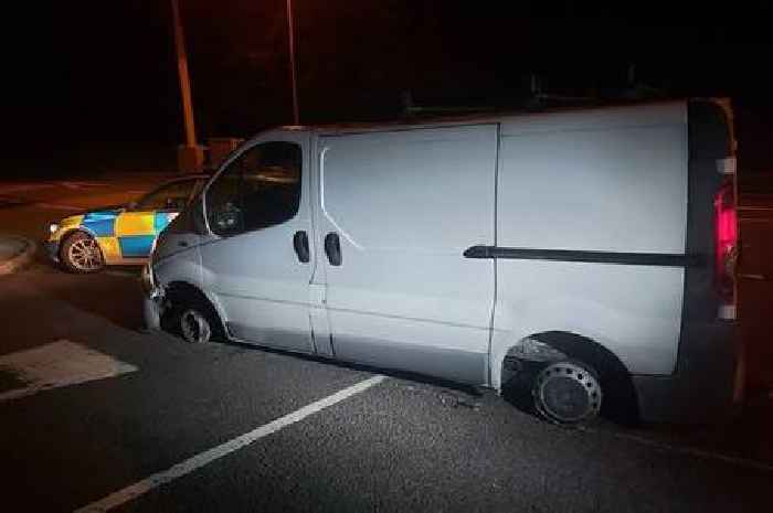 Van driver arrested after travelling on the M4 with two missing tyres
