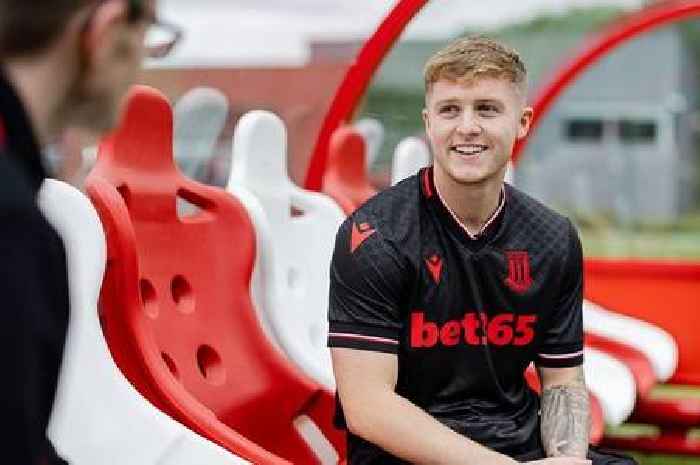 Leeds United insight into quick and hard-working Stoke City new boy with 'inclination to attack'