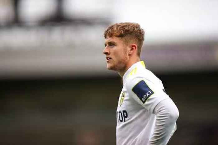 Stoke City complete signing of Leeds United winger