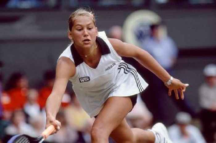 The Wimbledon star who was once named the sexiest woman in the world and has 3 kids with a world famous pop star