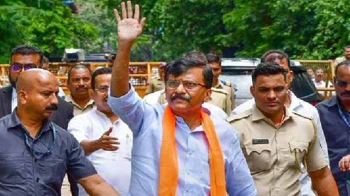 Shiv Sena is where Thackerays are, says Sanjay Raut