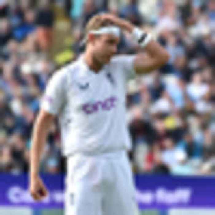 Cricket: Broad bowls most expensive over in test cricket history