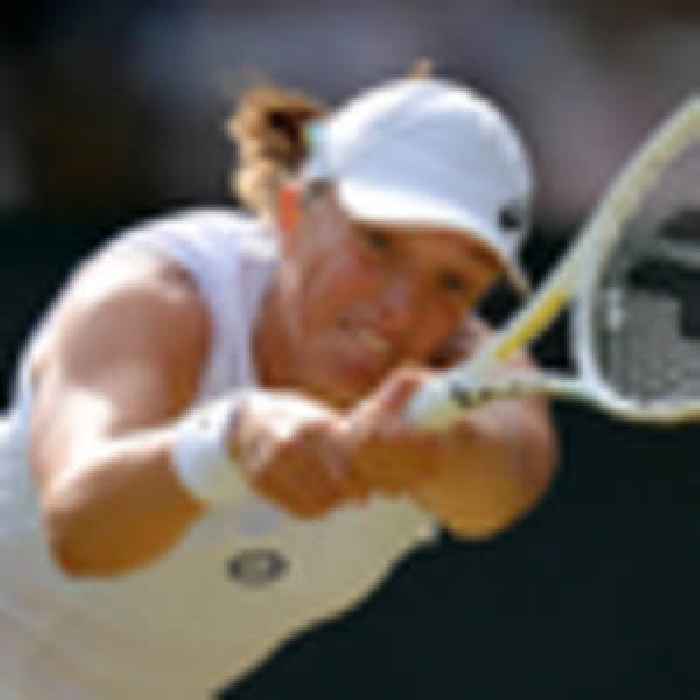Tennis: Iga Swiatek's 37-match win streak ends in Wimbledon's third round