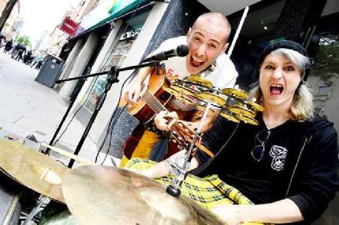 Nottingham buskers would 'rather play 10 hours' than work to make the same money