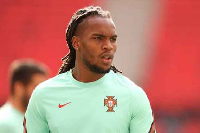 Renato Sanches' role to play in Aston Villa transfer as club 'in talks' over £25m deal