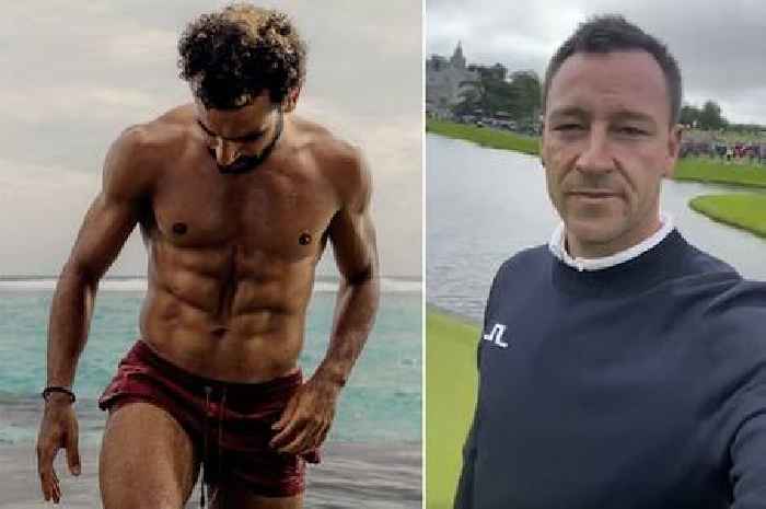 Chelsea hero John Terry gives verdict as Mohamed Salah shows off ripped physique again