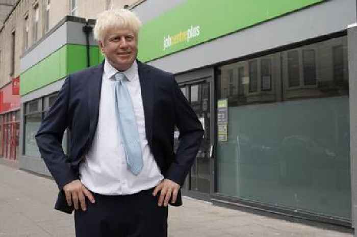 Boris Johnson waxwork appears outside job centre ahead of resignation statement