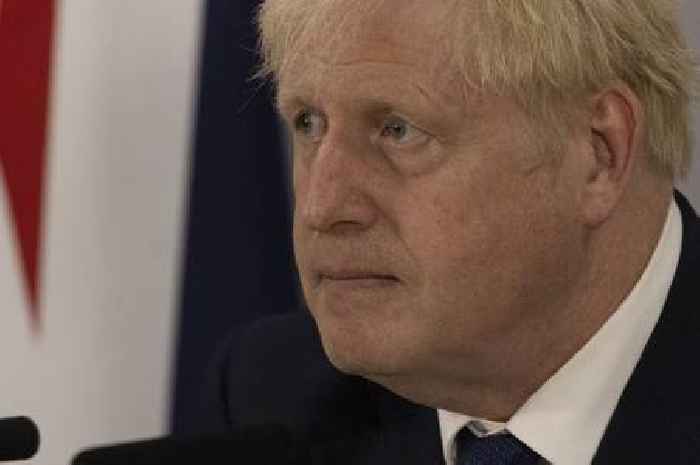 Live updates as Boris Johnson expected to resign