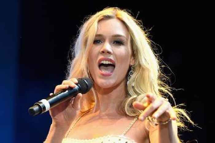 Joss Stone says she misses Devon pubs and pasties