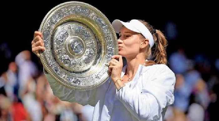 Wimbledon 2022: Elena Rybakina does the unthinkable!