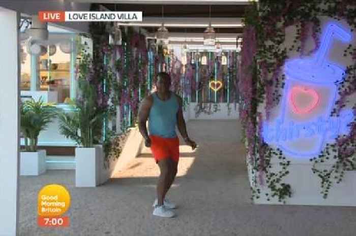 ITV Good Morning Britain star Andi Peters breaks rule as he reports from Love Island villa
