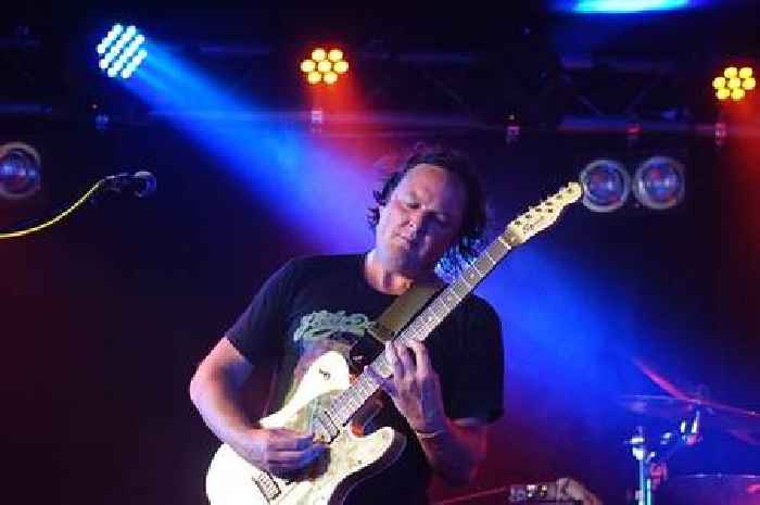 Paisley guitarist will be rocking hard at the Cafe