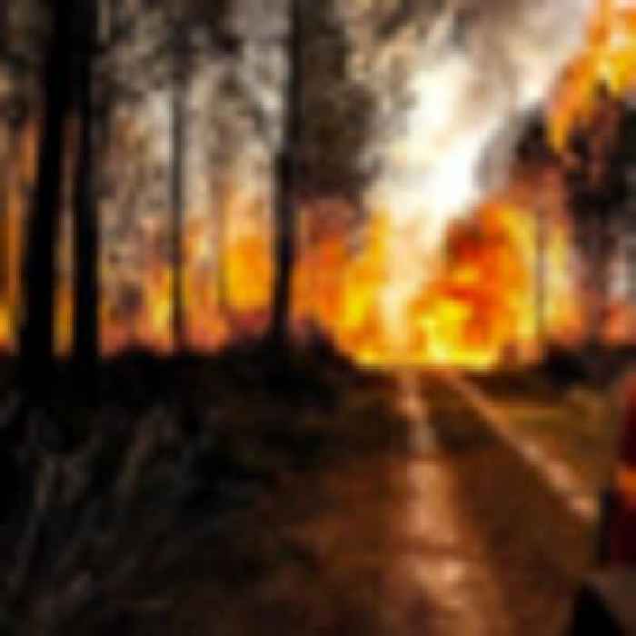 Fireplane pilot dies in Portugal, wildfires rage in Europe