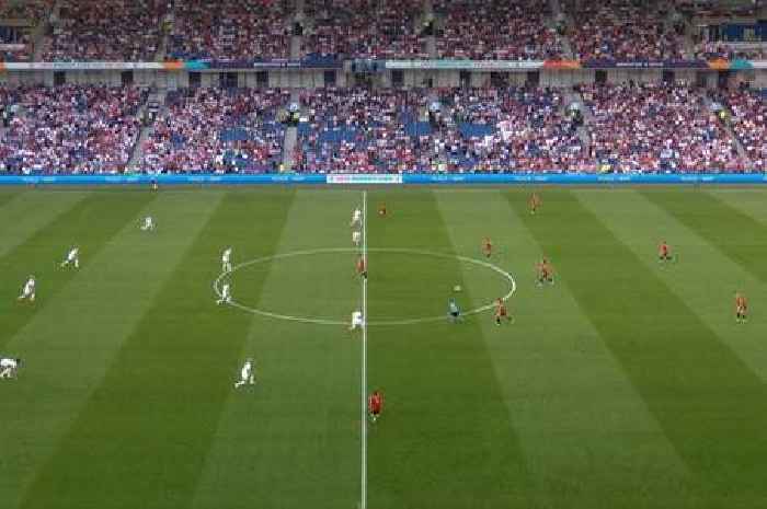 Spain player forgets to take knee in England clash - and then wants to play on