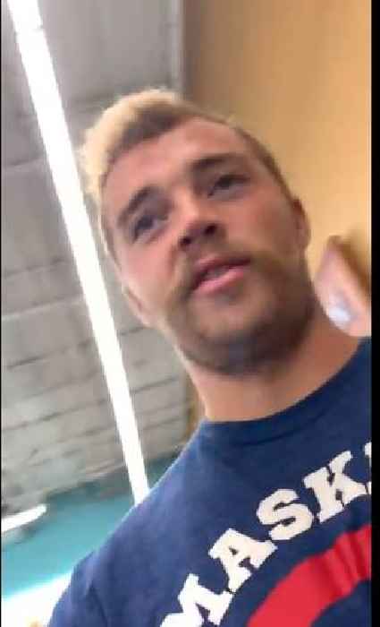 Total Loser Films Himself Harassing PetSmart Workers Over Pride Flag, Gets Tossed Out for Being a Total Loser