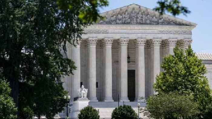 AP-NORC Poll: 2 In 3 Americans Favor Term Limits For Justices
