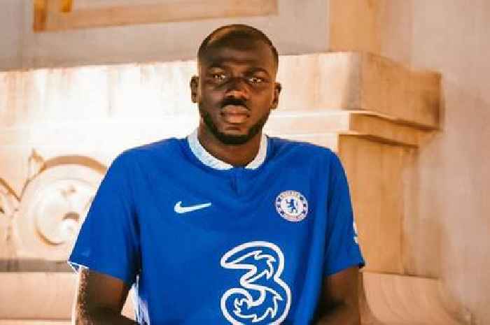 Thomas Tuchel sent honest £34m Chelsea transfer verdict as Kalidou Koulibaly faces assessment