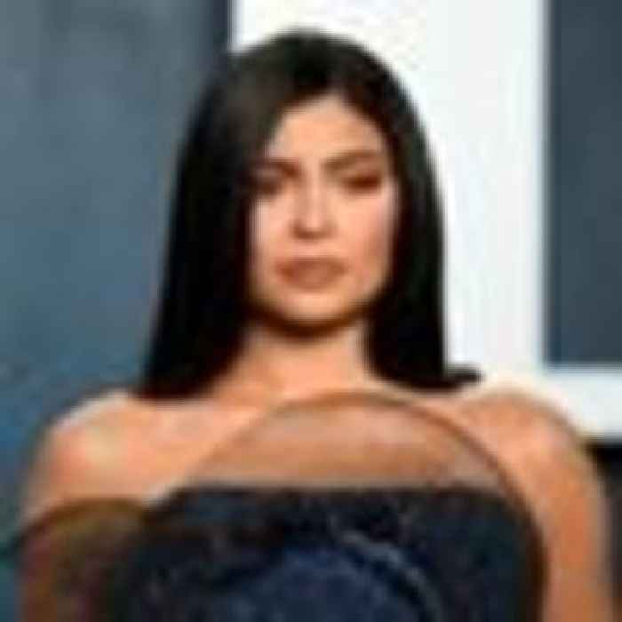 Kim Kardashian and Kylie Jenner clash with the head of Instagram over redesign