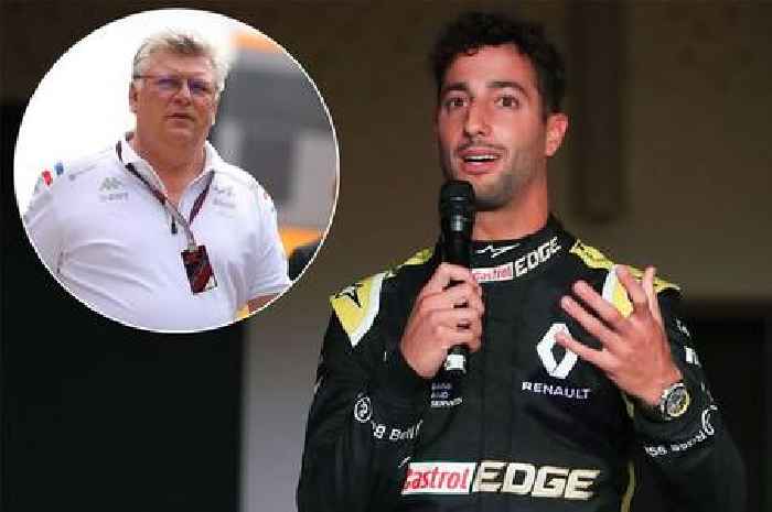 Alpine boss opens the door for Daniel Ricciardo return amid Oscar Piastri saga