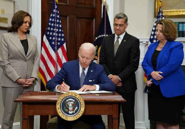Biden's new abortion executive order could fund interstate trips