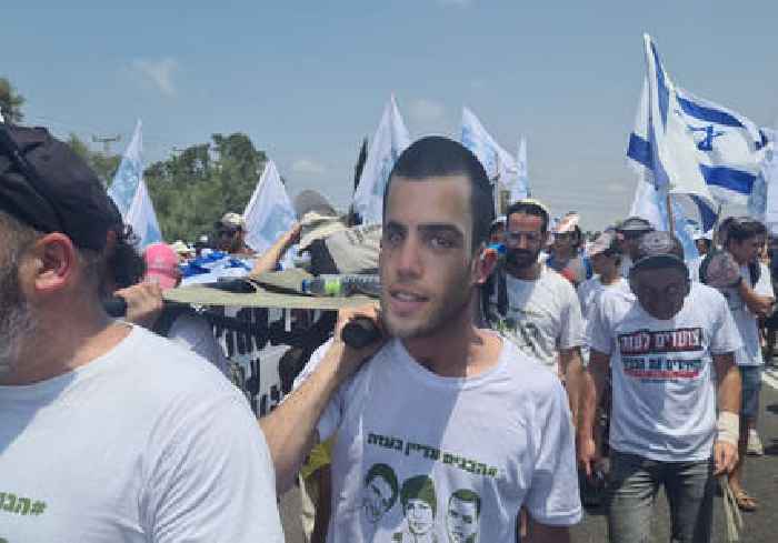 Police halt hostage march due to IDF Gaza strike, clash with families