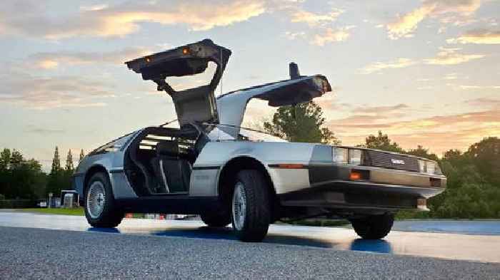 DeLorean DMC-12 Catching Up With the Times, Keeps Classic Body, Goes All-Electric