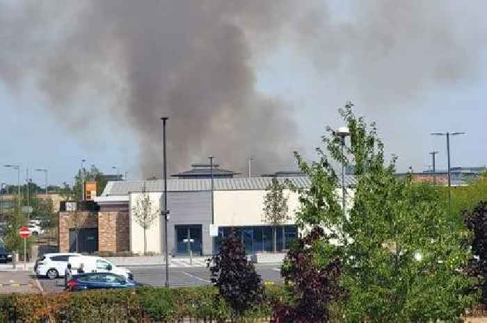 Live updates as Harvester and Sainsbury's evacuated due to bush fire by Stane Retail Park in Colchester