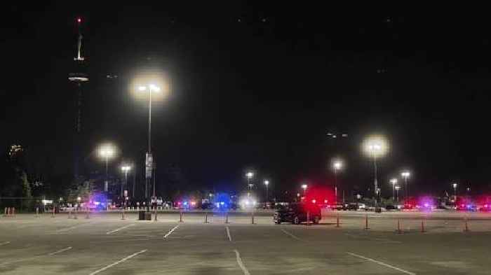 Six Flags Amusement Park Shooting Near Chicago Leaves 3 Hurt