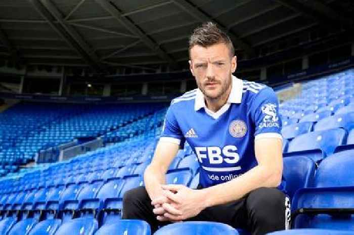 Man Utd 'considering' shock Jamie Vardy transfer in huge twist to Leicester City striker's future