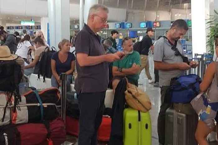 Michael Gove confronted on holiday over Brexit 'lies' by woman in 30-hour airport delay