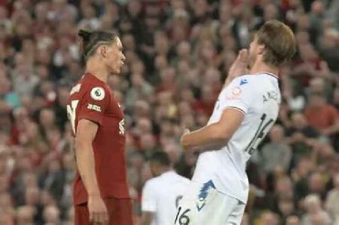 Liverpool's Darwin Nunez red card headbutt video sees Joachim Andersen floored in shocking moment on live TV