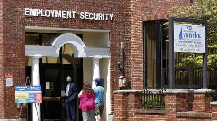 Fewer Americans Filed For Jobless Benefits Last Week