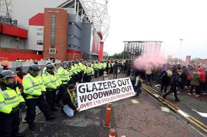 Man Utd fans warned Old Trafford protest will make it 'easier' for Liverpool